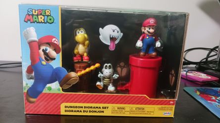 Super Mario Dungeon Diorama Set