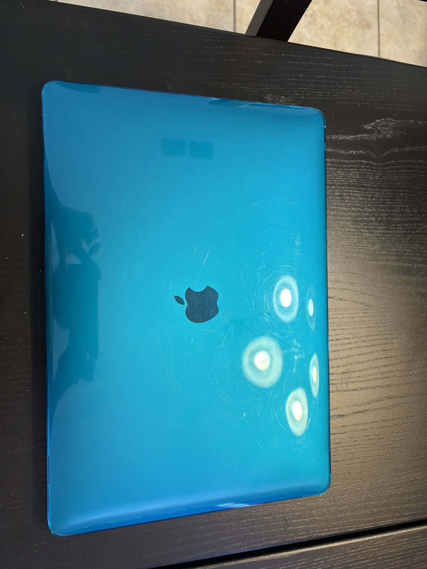 MacBook Pro 15” (2016) – i7 / 16GB / 512GB – Broken Screen – $200 OBO
