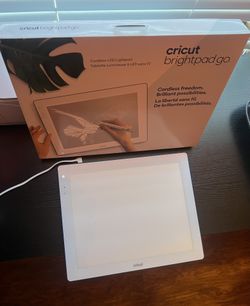 Cricut Bright Pad Go.