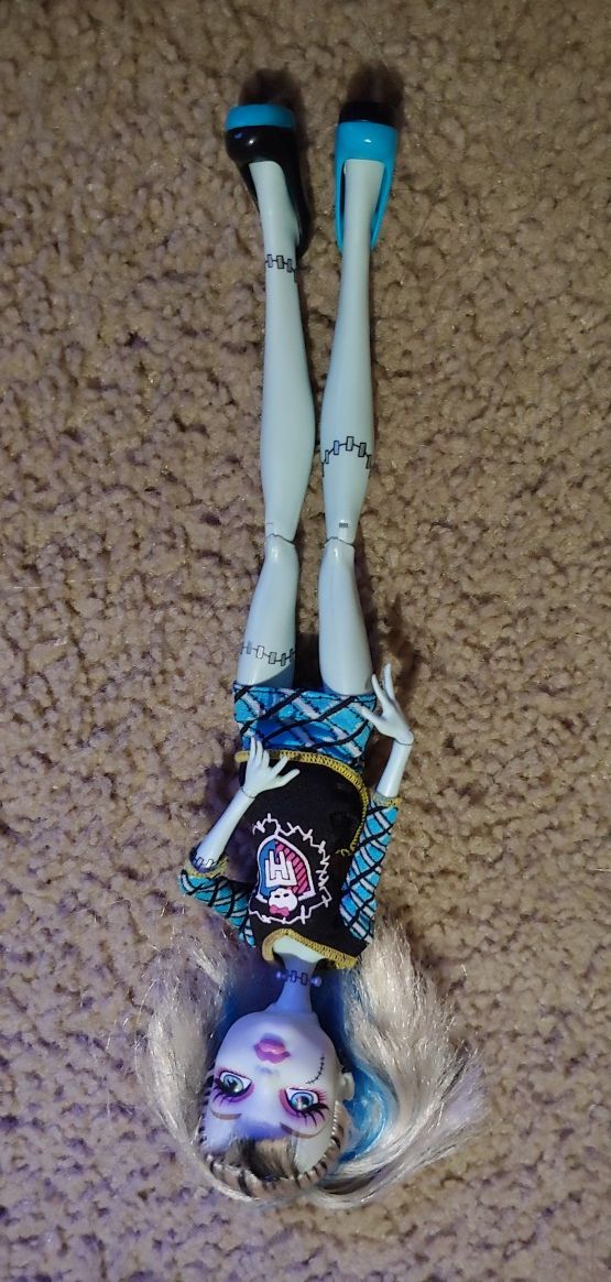 Monster High Doll School Girl