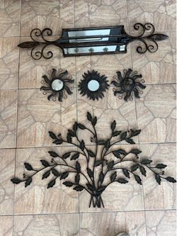 Metal wall decor