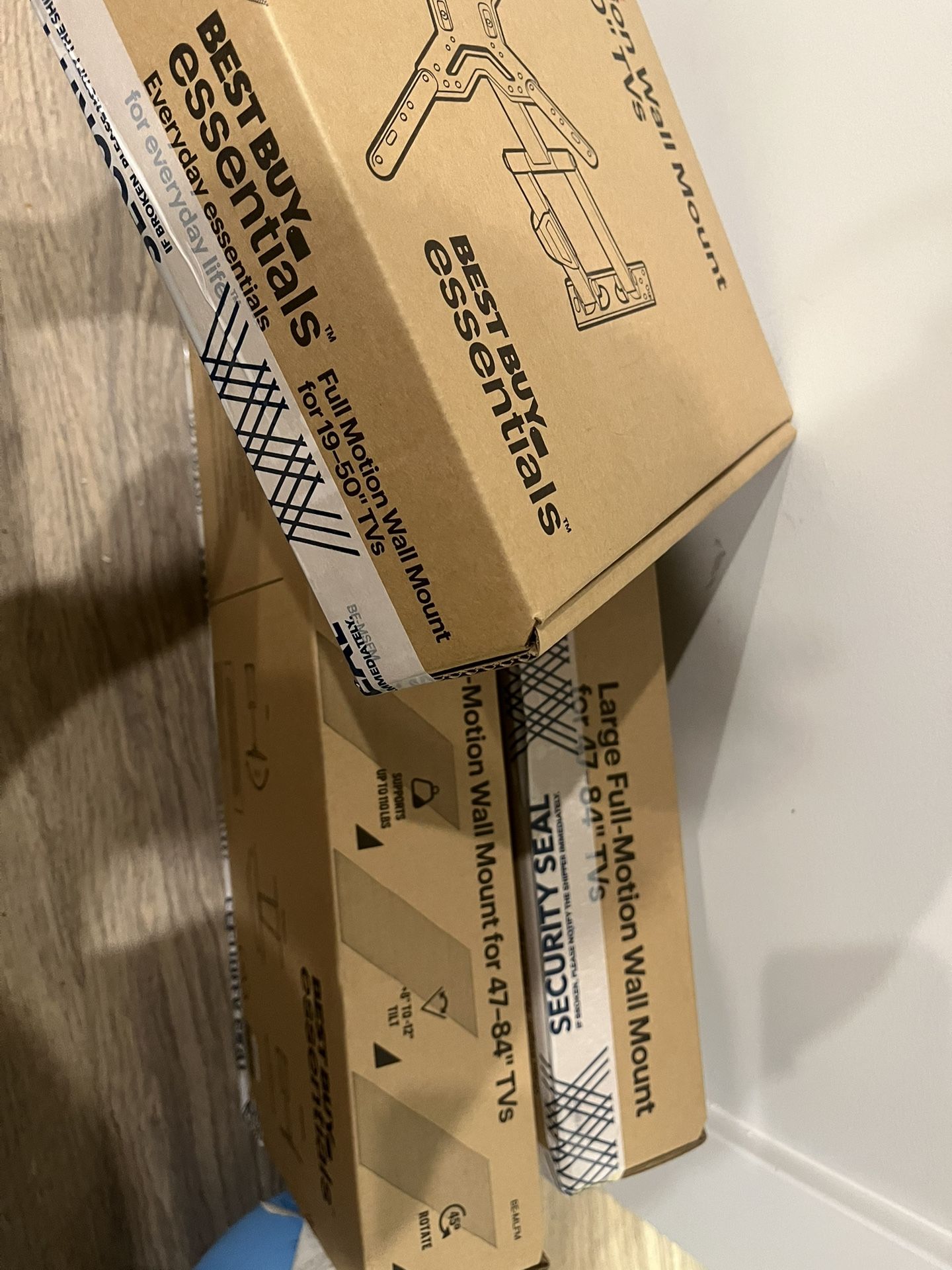 FULL MOTION TV Mounts