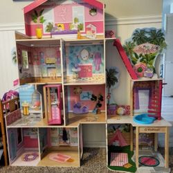 KidKraft Doll House