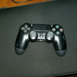 Black Used Ps4 Controller