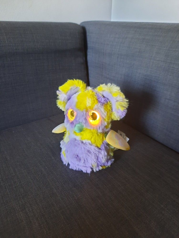 Walking And Talking Hatchimal New