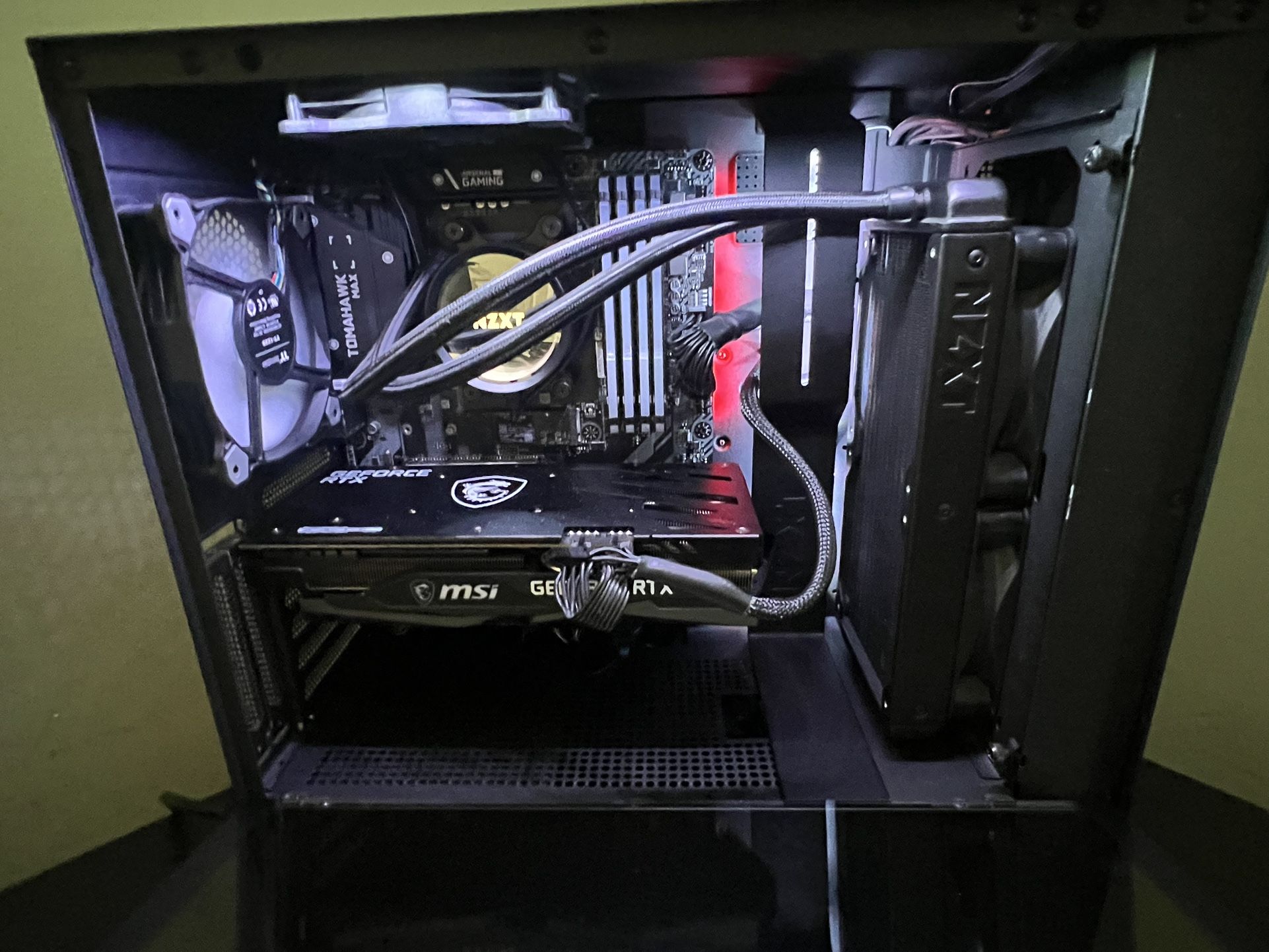 PC WITH FREE KEYBOARD AND MOUSE GIVE YOUR BEST OFFER