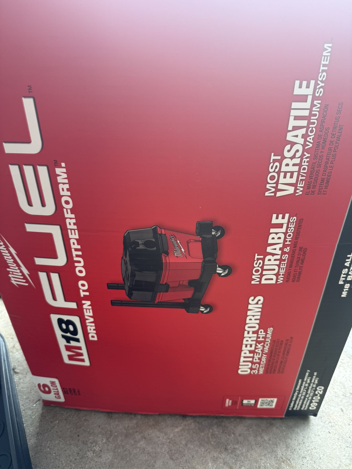Milwaukee M18 Wet Dry Shop Vac