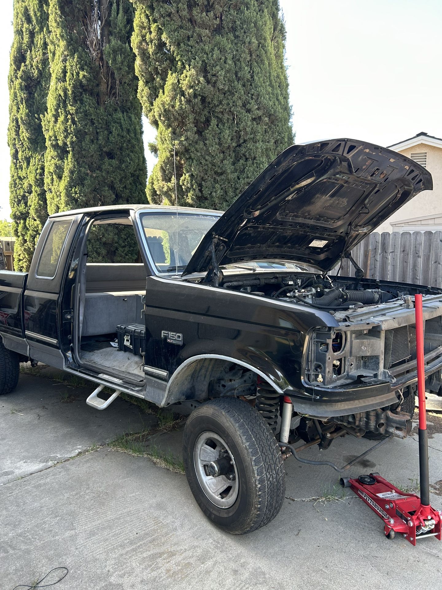 1995 Ford 351w Runs Good take Complete Truck Parts $1,500