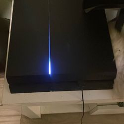 PlayStation 4(negotiable NEED GONE ASAP!!)