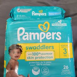 BAG OF PAMPERS SWADDLERS SIZE 3/26 DIAPERS & PACK OF PAMPERS WIPES (72 COUNT) FOR $12/$12 POR LOS 2