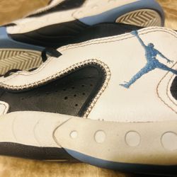 Jordon  Jumpman  Leather Shoes 👞 Size 2 Y