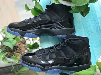 Nike Air Jordan 11 Retro Cap and Gown