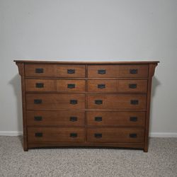10 Drawer SOLID Wood DRESSER 