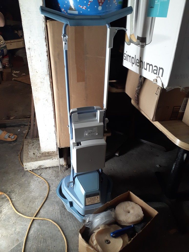 AERUS FLOOR PRO