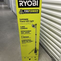 RYOBI Hybrid Tri-Power Tripod Light (Tool Only) (224)