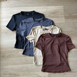 Women’s Tops Bundle (4) Neutral Basic Shirts Size Small