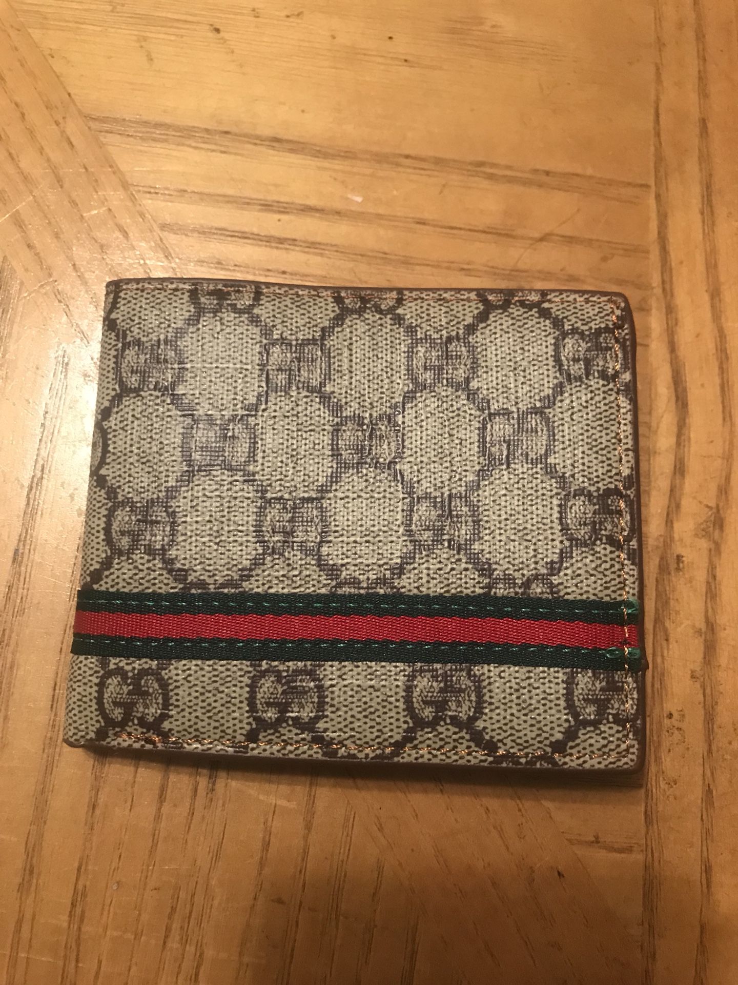 Men’s fashion wallet