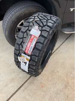 33x12.50-20 nitto new tire