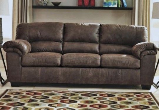 Plush Sofa recliner with tufted cushions