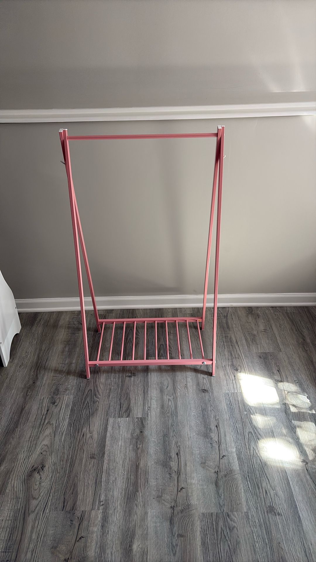 Pink Girls Children’s Clothing Rack
