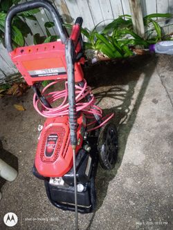 3000 PSI HONDA PRESSURE WASHER WITH  SOAP TANK