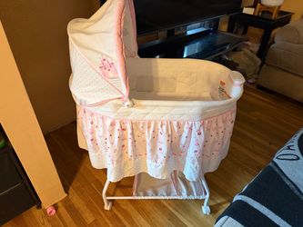 Delta princess bassinet