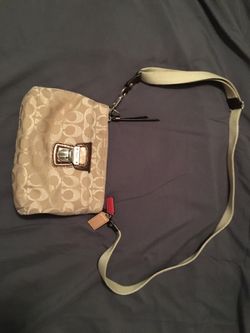 NEW! Coach Purse Cross Body w Protective Dust Bag - Authentic