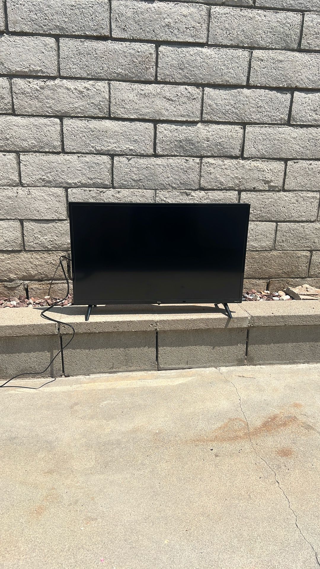 30 Inch Television