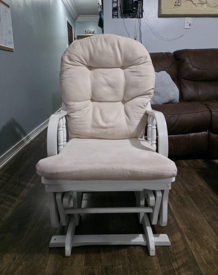 White Rocking Chair Classic