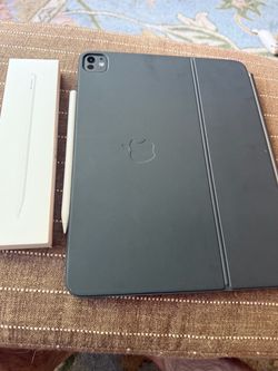iPad pro M4 bundle 13 inch