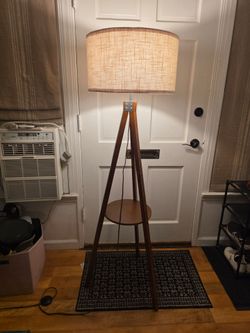 Floor lamp