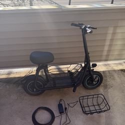 Gyroor Adults Electric Scooter -550W Motor 19 MPH 20 Mile Distance