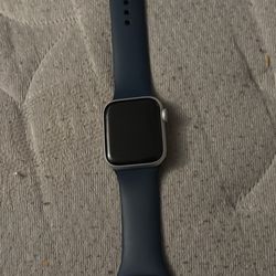 Apple SE Watch 40MM