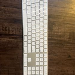 Apple keyboard With 10key