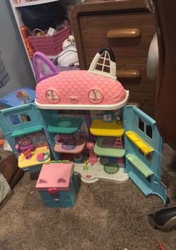 Gabbys Dollhouse