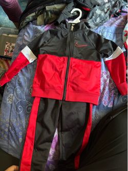 Nike/adidas 3T sweatsuits