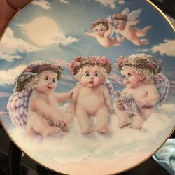 Precious Moments Collectibles 