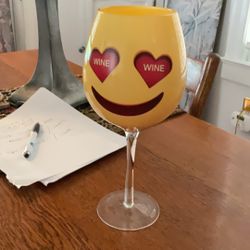 Fun, Happy Wine Glass, Big Don’t Have To Go Back Often For Refills.
