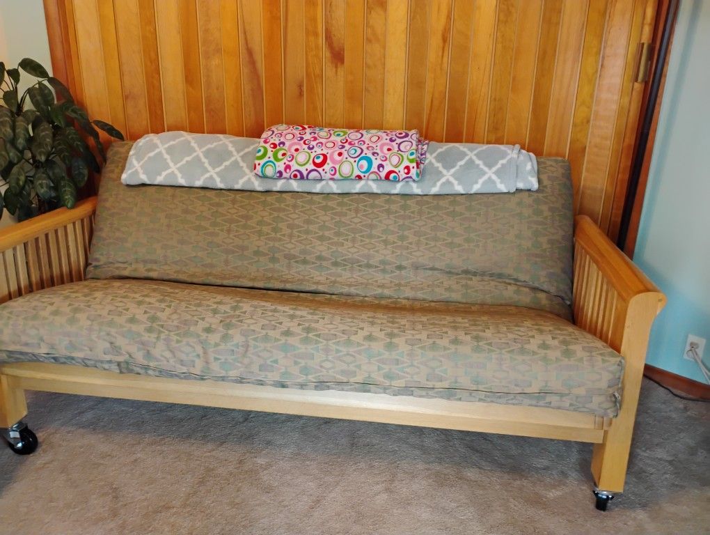 Full Size Futon