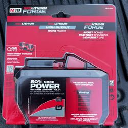 Milwaukee 12.0 Forge Battery