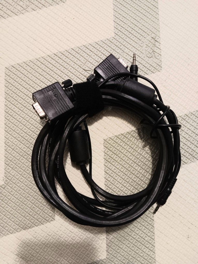 10ft Slim SVGA HD15 M/M Monitor Cable with 3.5mm Stereo Audio