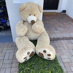 Huge Stuffed Bear