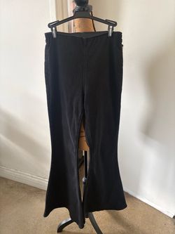Black flared jean bell-bottoms