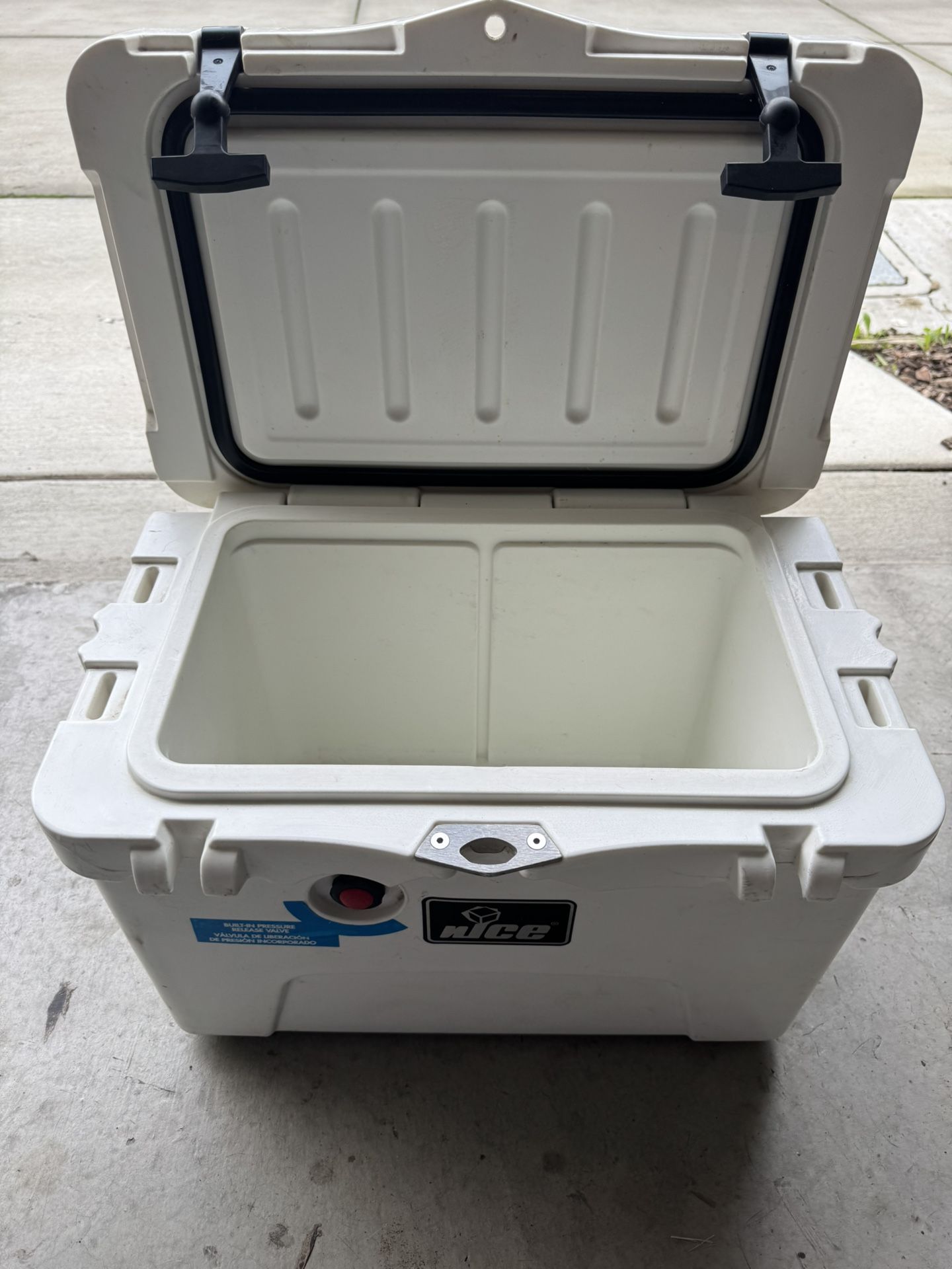 20 Qt Rtic-like Cooler