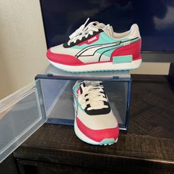 Women’s New Puma Size 6c