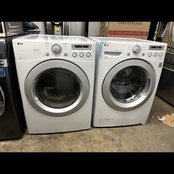 LG Front Load Washer And Gas Dryer “white” 