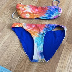 Bathing suit