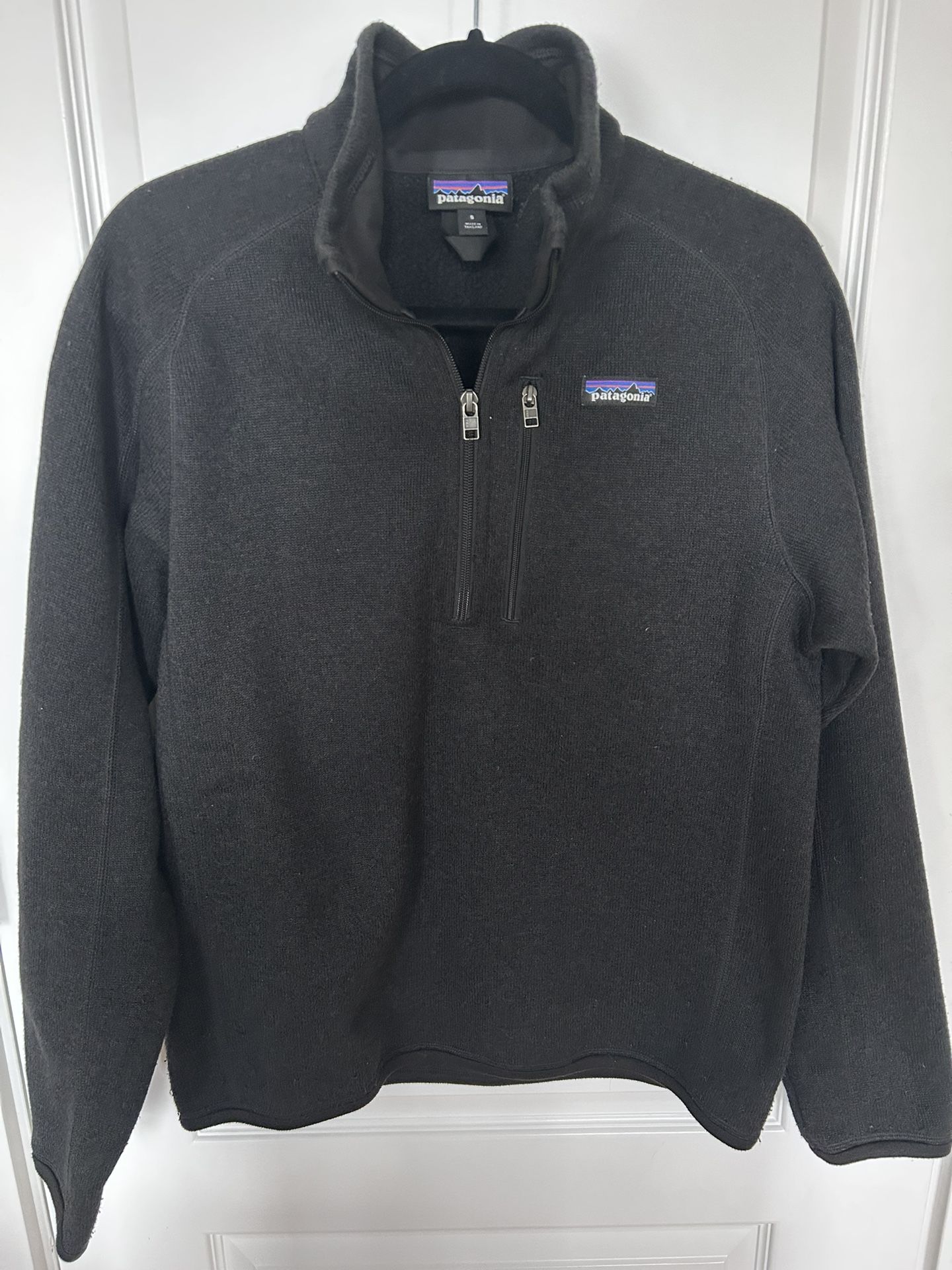 Women’s Patagonia 3/4 Zip Black Sweater - Small