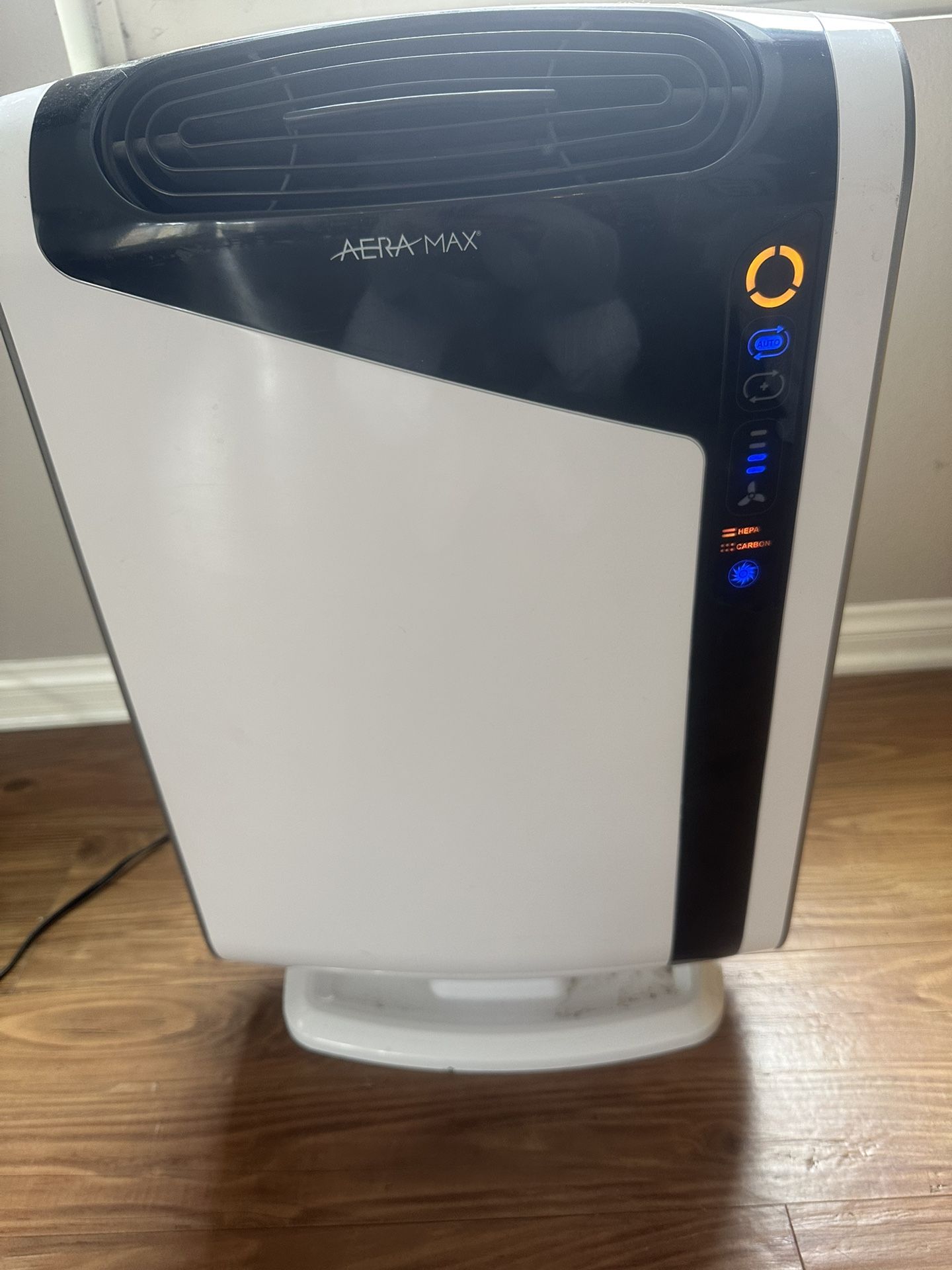 Air Filter With HEPA Sistem