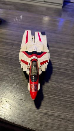 🤖🚀 Vintage 1985 Transformers Jetfire – $30 OBO! 🚀🤖